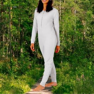 🏕️ Fruit of the loom size XS/Small Womens waffle print Henley union suit.